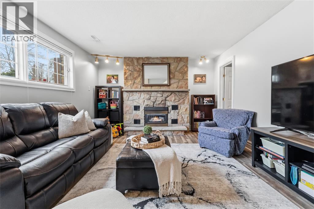 768 Grenfell Drive, London, Ontario  N5X 2C7 - Photo 28 - 26016777