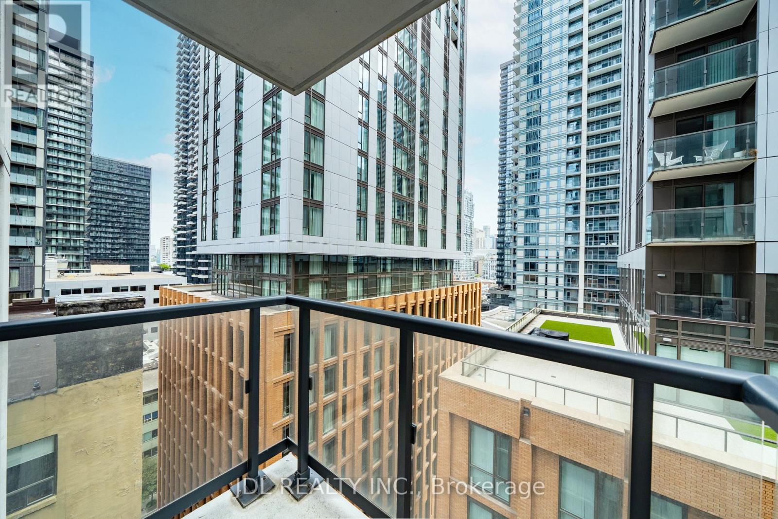 1411 - 87 Peter Street, Toronto, Ontario  M5V 0P1 - Photo 31 - C13653362