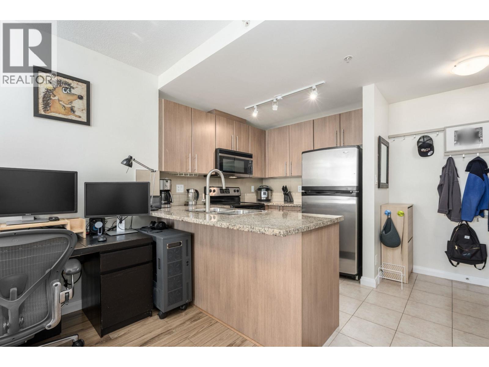 3105 892 CARNARVON STREET, New Westminster, British Columbia