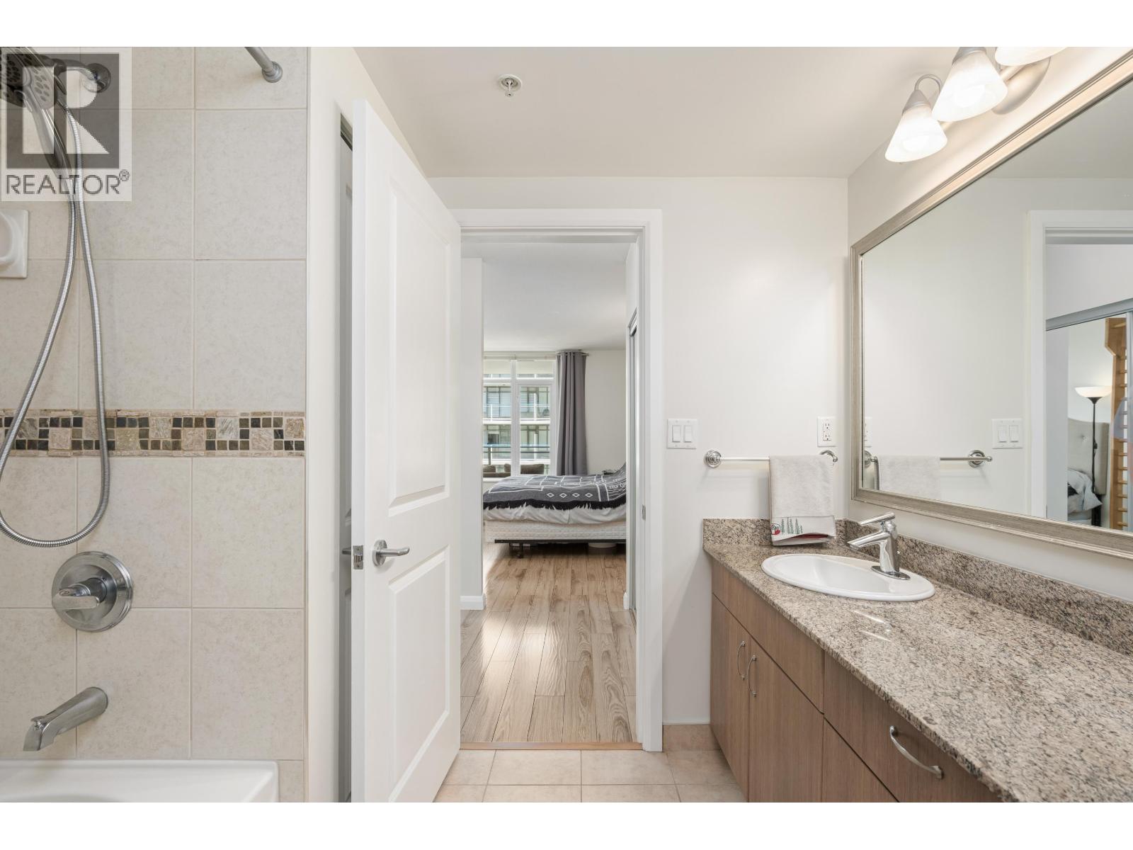 3105 892 Carnarvon Street, New Westminster, British Columbia  V3M 0C5 - Photo 18 - R3143504