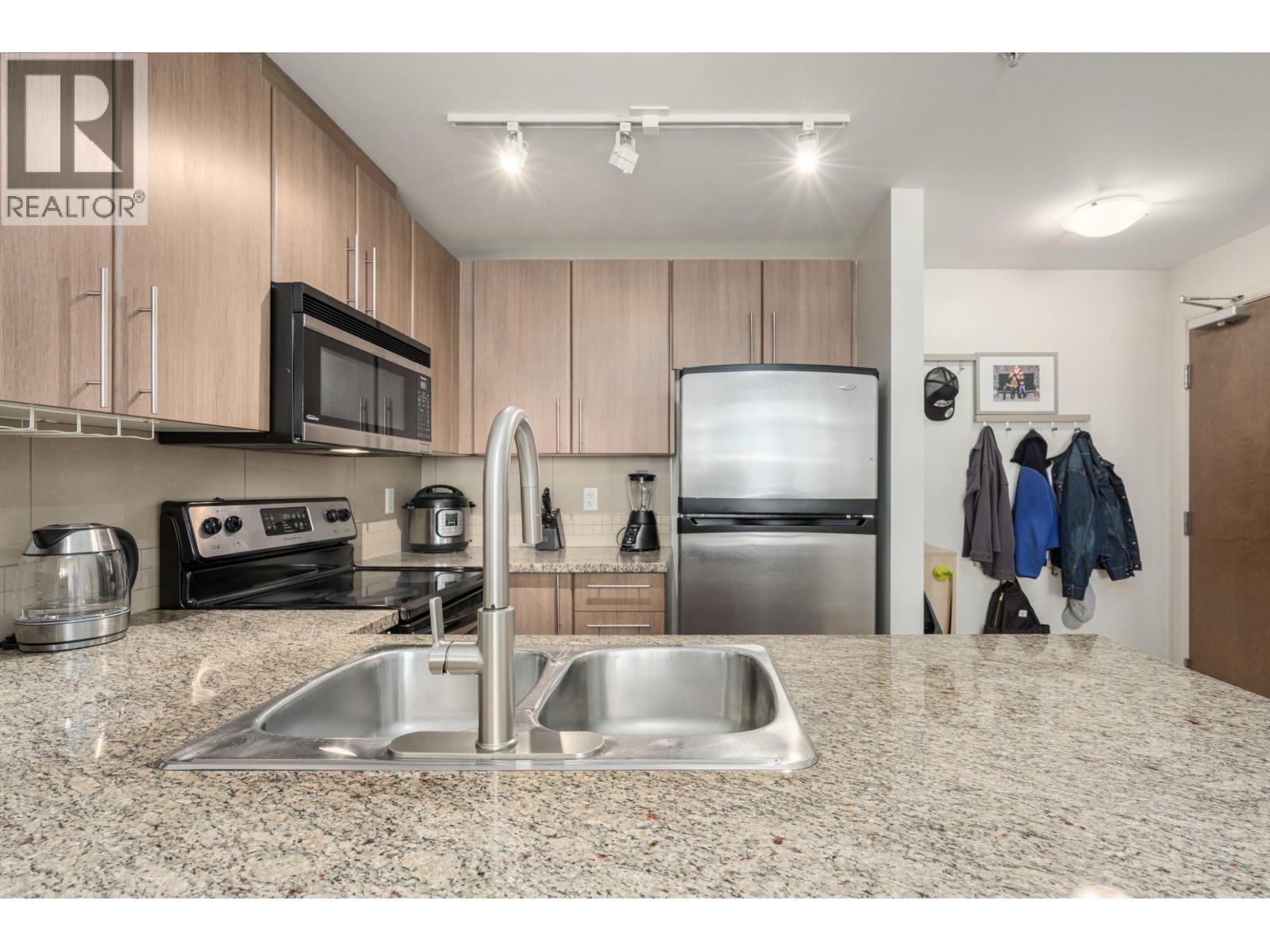 3105 892 Carnarvon Street, New Westminster, British Columbia  V3M 0C5 - Photo 4 - R3143504