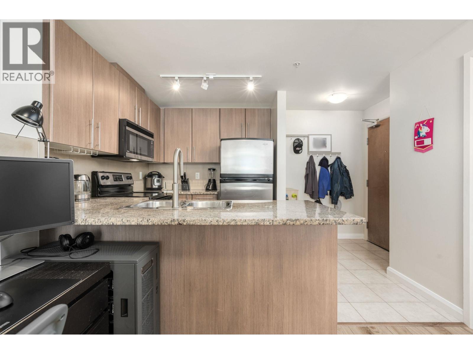 3105 892 Carnarvon Street, New Westminster, British Columbia  V3M 0C5 - Photo 2 - R3143504