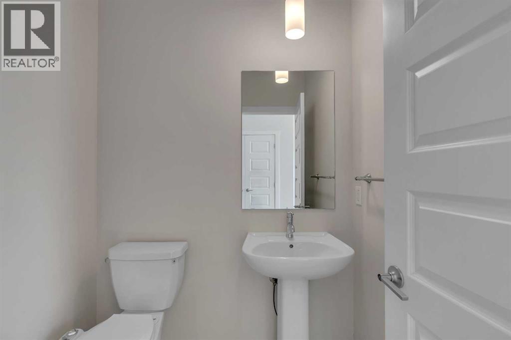 200 Homestead Drive NE, Calgary, Alberta  T3J 2G5 - Photo 8 - A2335477