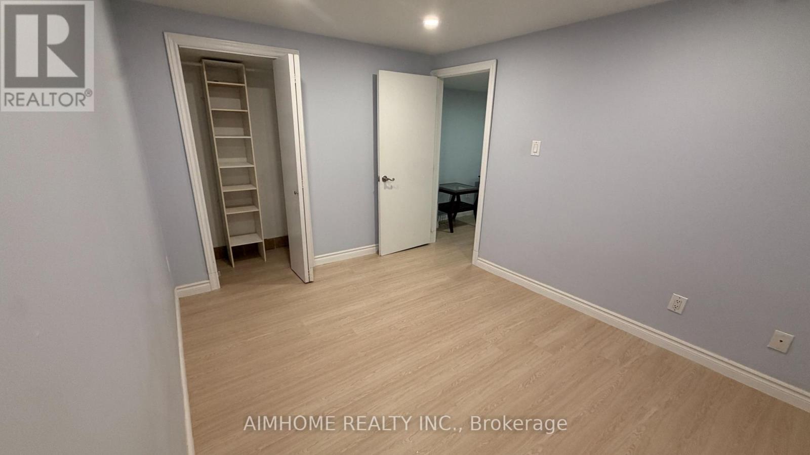 441 Fernleigh Circle S, Richmond Hill, Ontario  L4C 1E7 - Photo 4 - N13653376