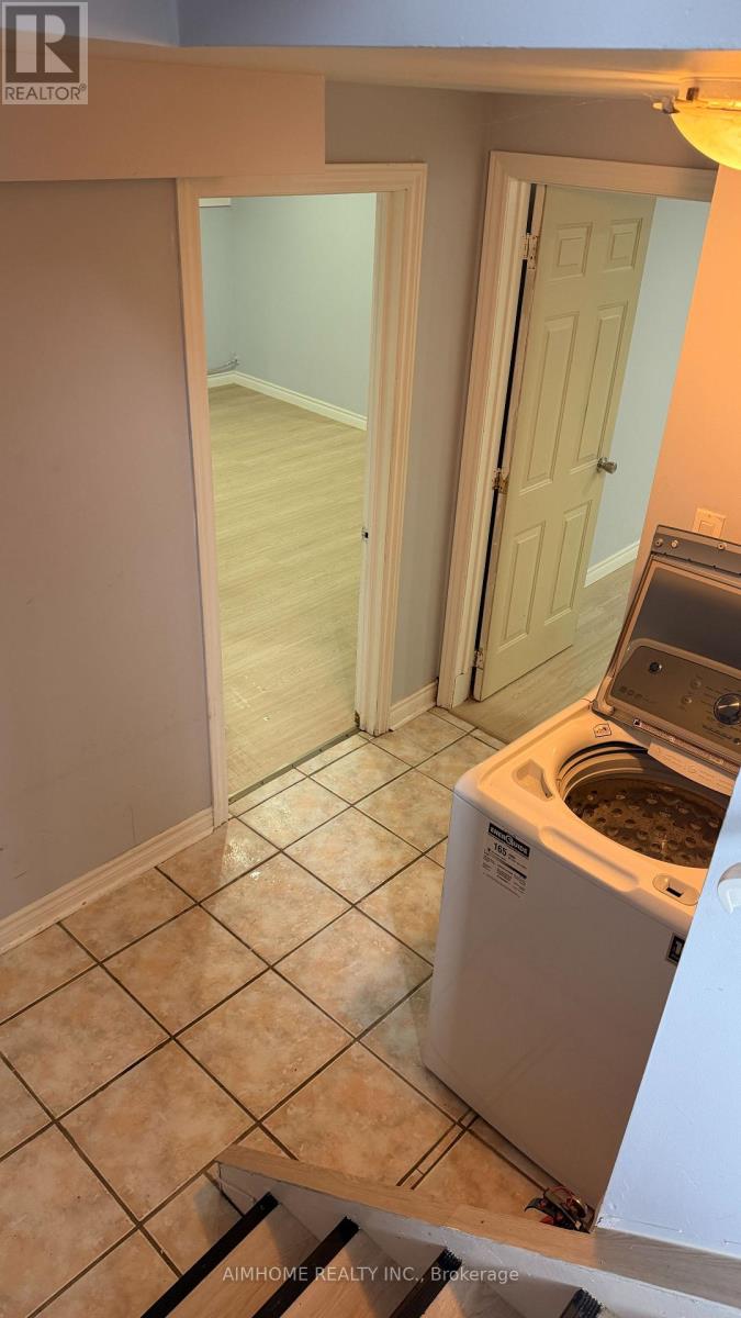 441 Fernleigh Circle S, Richmond Hill, Ontario  L4C 1E7 - Photo 9 - N13653376