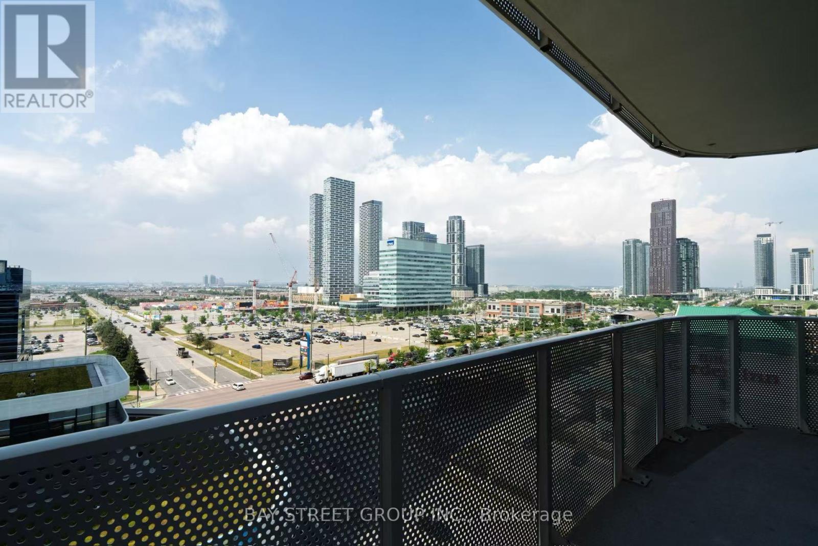 1105 - 28 INTERCHANGE WAY, Vaughan, Ontario