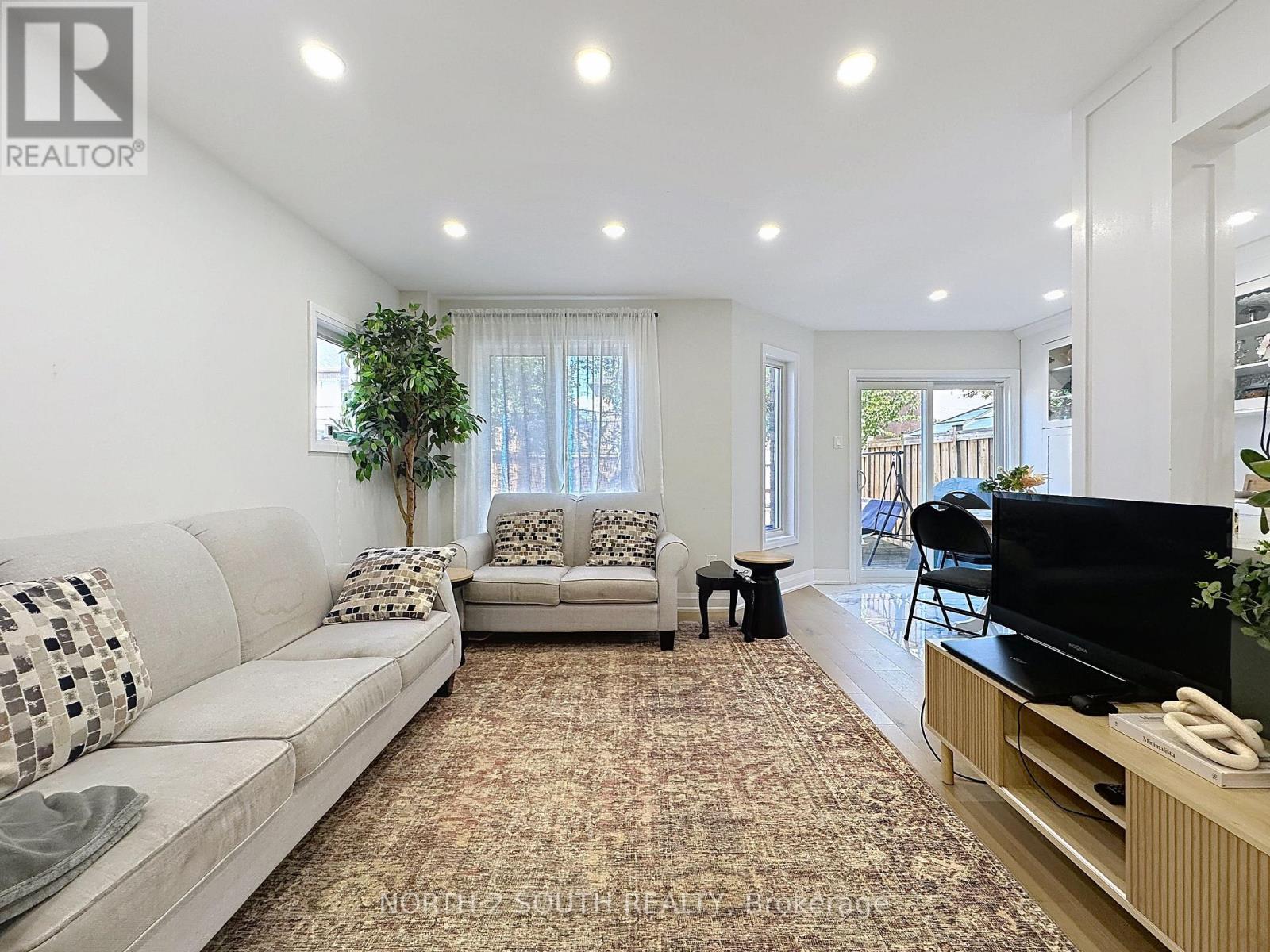Upper - 93 Komura Road, Vaughan, Ontario  L6A 3M1 - Photo 12 - N13653380