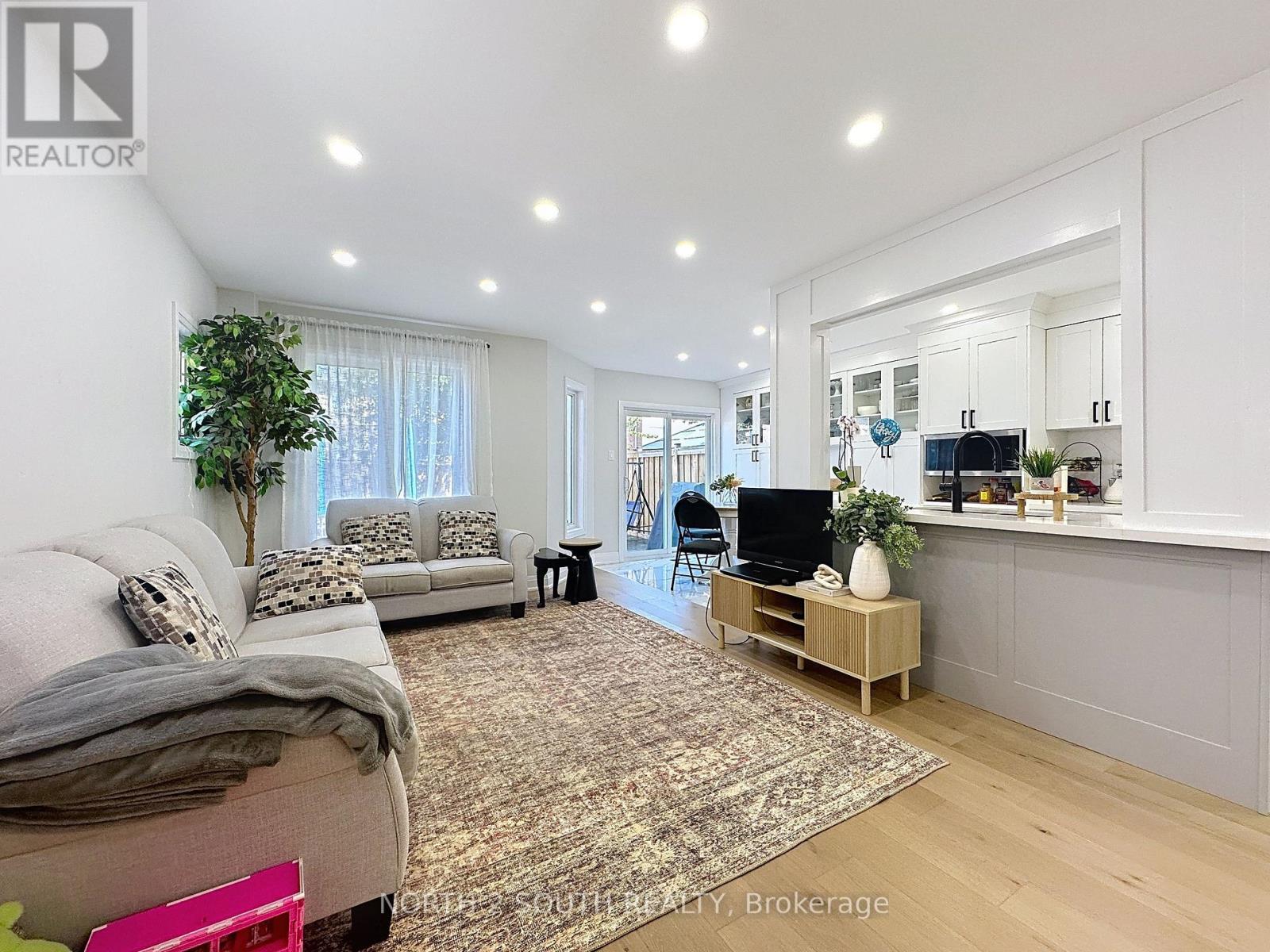 Upper - 93 Komura Road, Vaughan, Ontario  L6A 3M1 - Photo 14 - N13653380