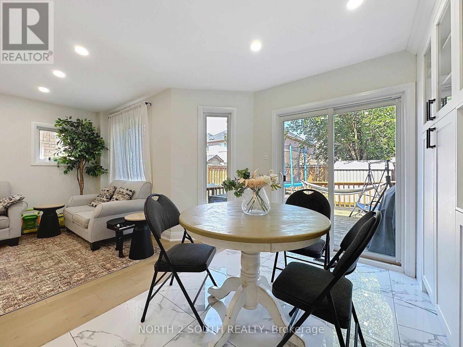 Upper - 93 Komura Road, Vaughan, Ontario  L6A 3M1 - Photo 17 - N13653380