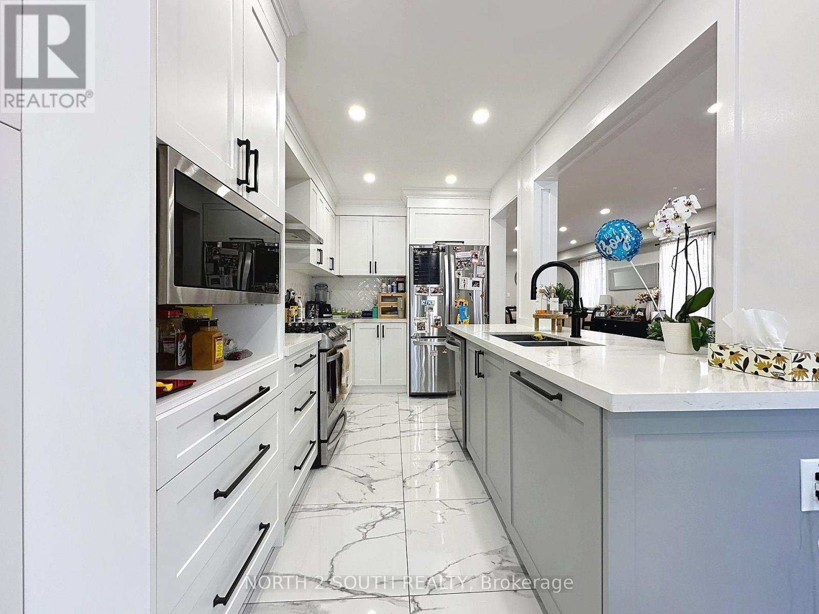 Upper - 93 Komura Road, Vaughan, Ontario  L6A 3M1 - Photo 20 - N13653380