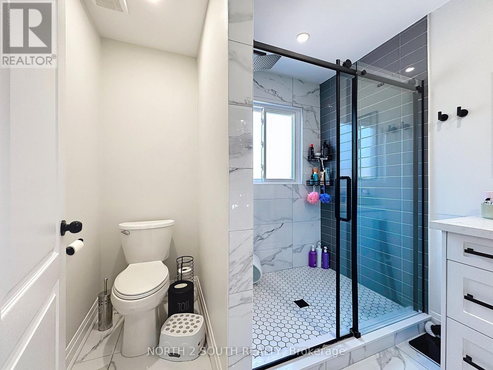 Upper - 93 Komura Road, Vaughan, Ontario  L6A 3M1 - Photo 33 - N13653380