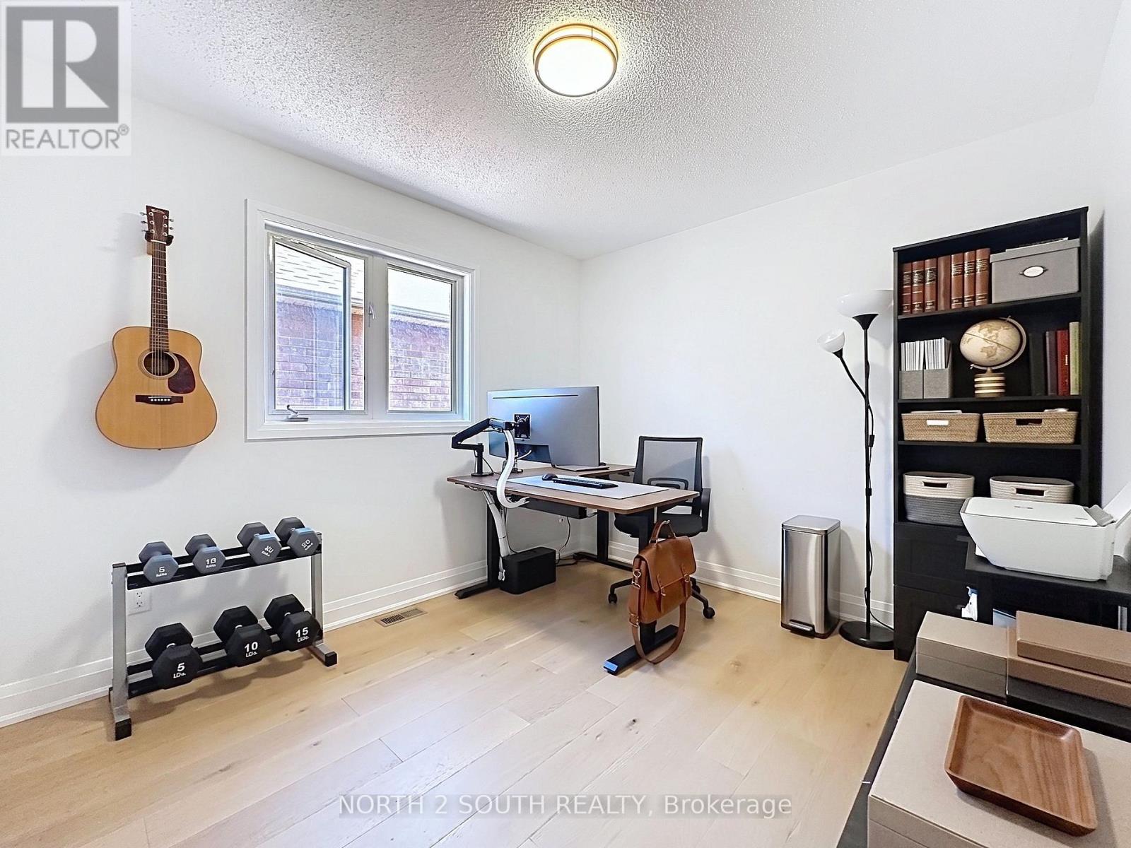 Upper - 93 Komura Road, Vaughan, Ontario  L6A 3M1 - Photo 35 - N13653380
