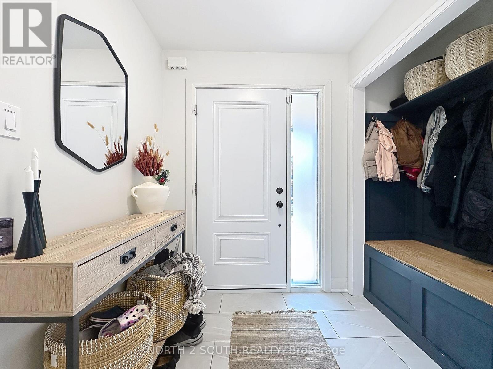 Upper - 93 Komura Road, Vaughan, Ontario  L6A 3M1 - Photo 5 - N13653380