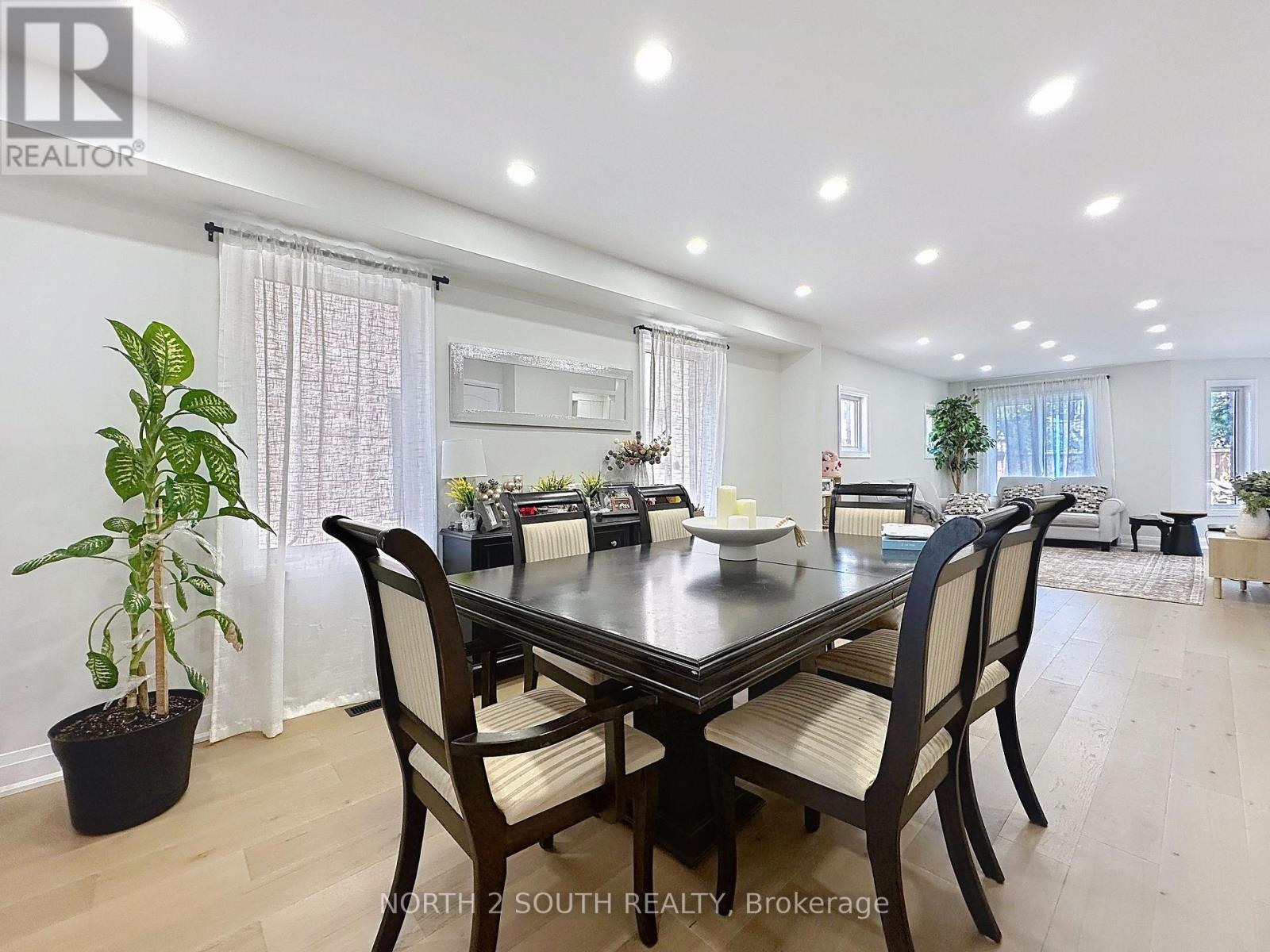 Upper - 93 Komura Road, Vaughan, Ontario  L6A 3M1 - Photo 9 - N13653380