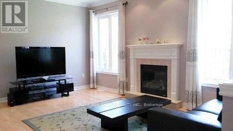 16 Brocton Avenue, Richmond Hill, Ontario  L4E 4T2 - Photo 2 - N13653396