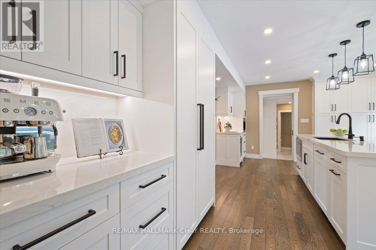 11 Park Trail, Springwater, Ontario  L9X 0L3 - Photo 14 - S13653374