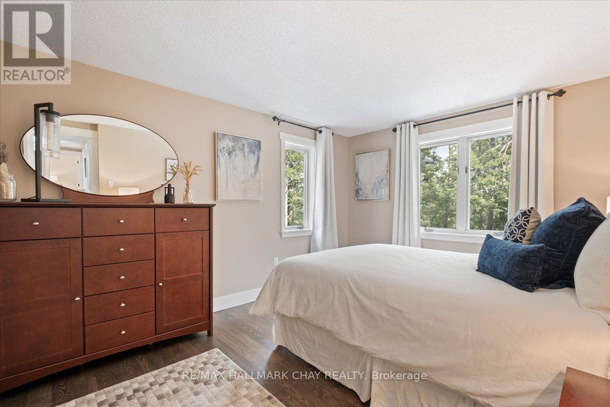 11 Park Trail, Springwater, Ontario  L9X 0L3 - Photo 30 - S13653374