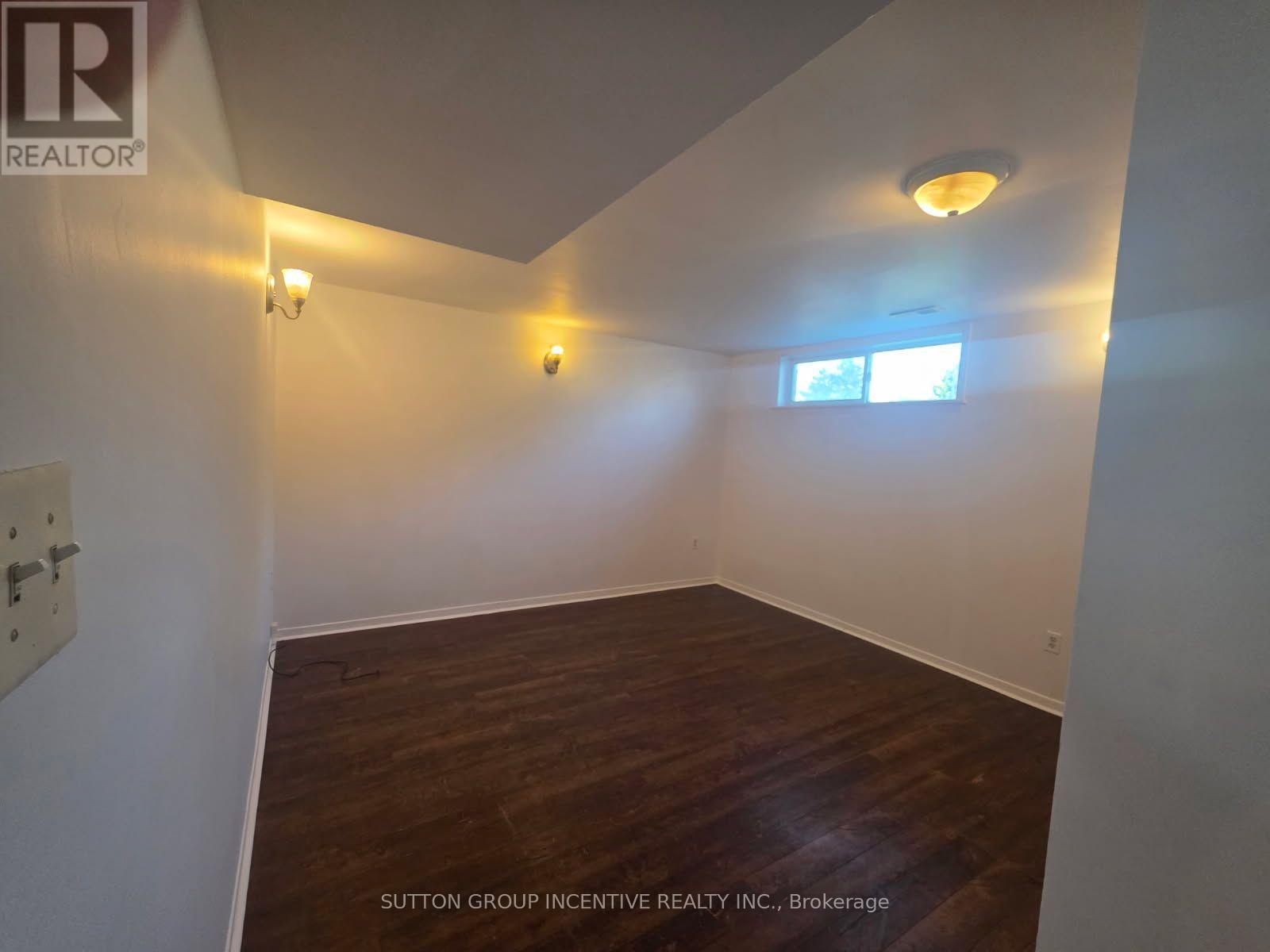 83 Glenwood Drive, Barrie, Ontario  L4N 1R5 - Photo 23 - S13653382