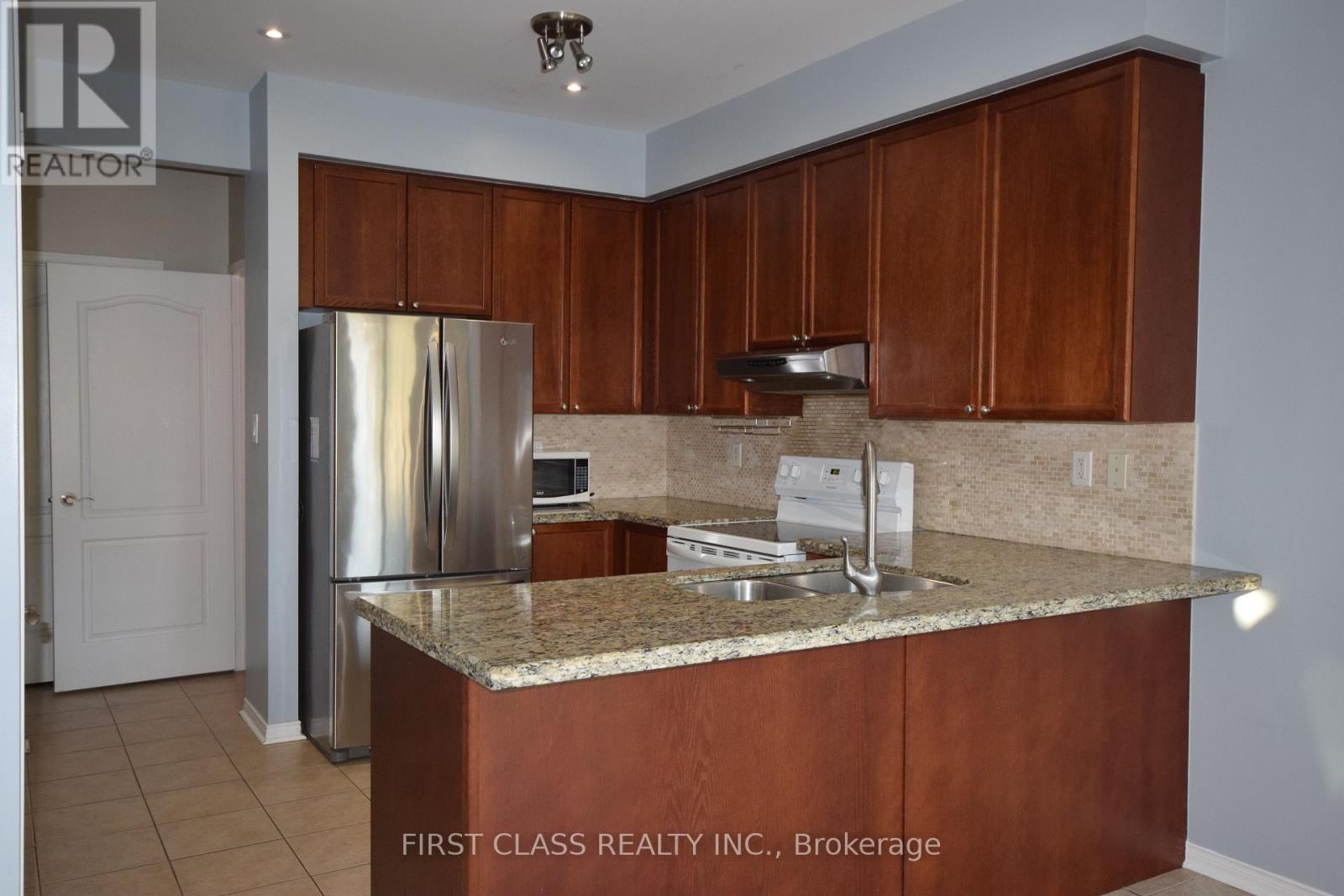 5168 Littlebend Drive, Mississauga, Ontario  L5M 8B6 - Photo 10 - W13653370