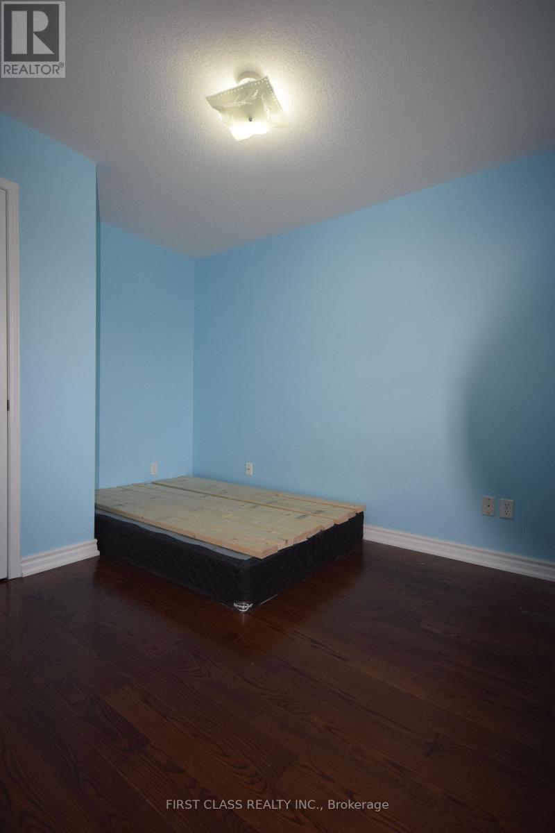 5168 Littlebend Drive, Mississauga, Ontario  L5M 8B6 - Photo 28 - W13653370