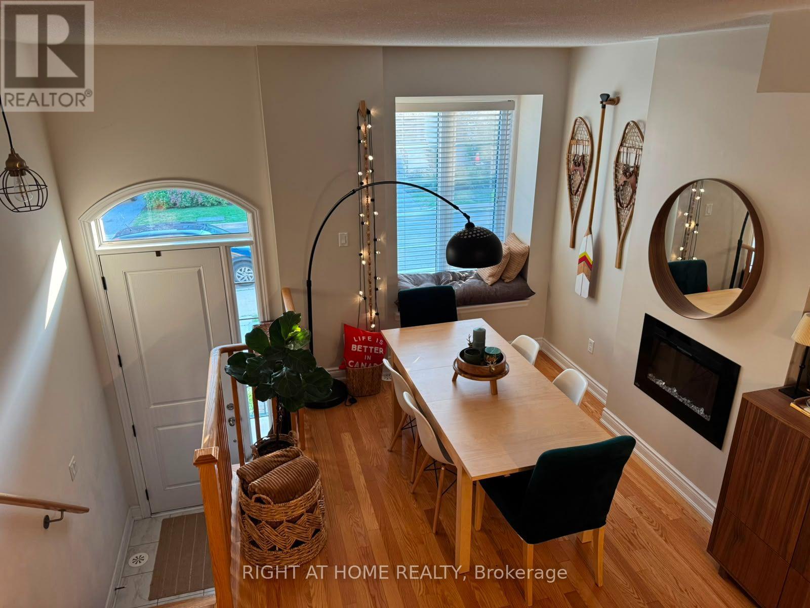 31 Edward Horton Crescent, Toronto, Ontario  M8Z 0E7 - Photo 10 - W13653372