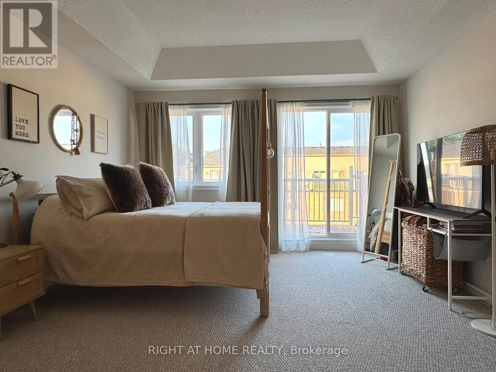 31 Edward Horton Crescent, Toronto, Ontario  M8Z 0E7 - Photo 17 - W13653372
