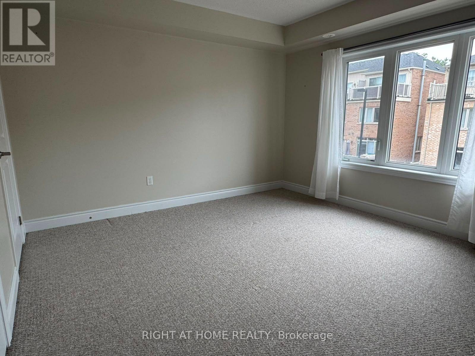 31 Edward Horton Crescent, Toronto, Ontario  M8Z 0E7 - Photo 21 - W13653372
