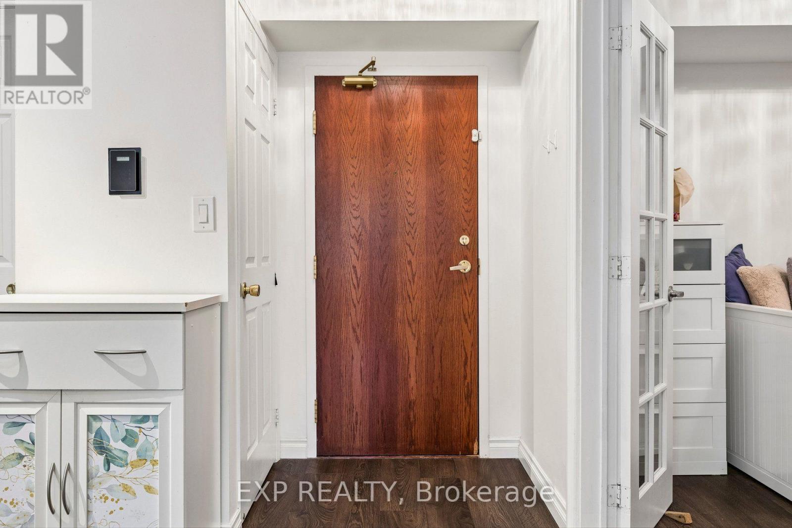 311 - 190 Manitoba Street, Toronto, Ontario  M8Y 3Y8 - Photo 3 - W13653392