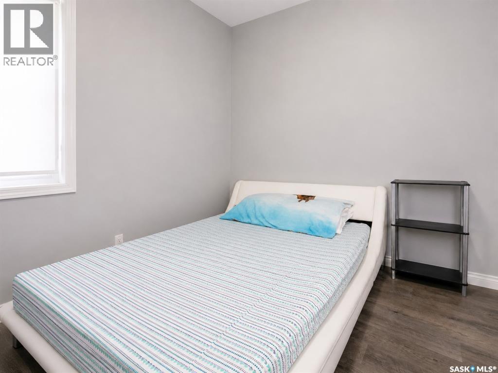 4801 James Hill Road, Regina, Saskatchewan  S4W 0C6 - Photo 26 - SK045001