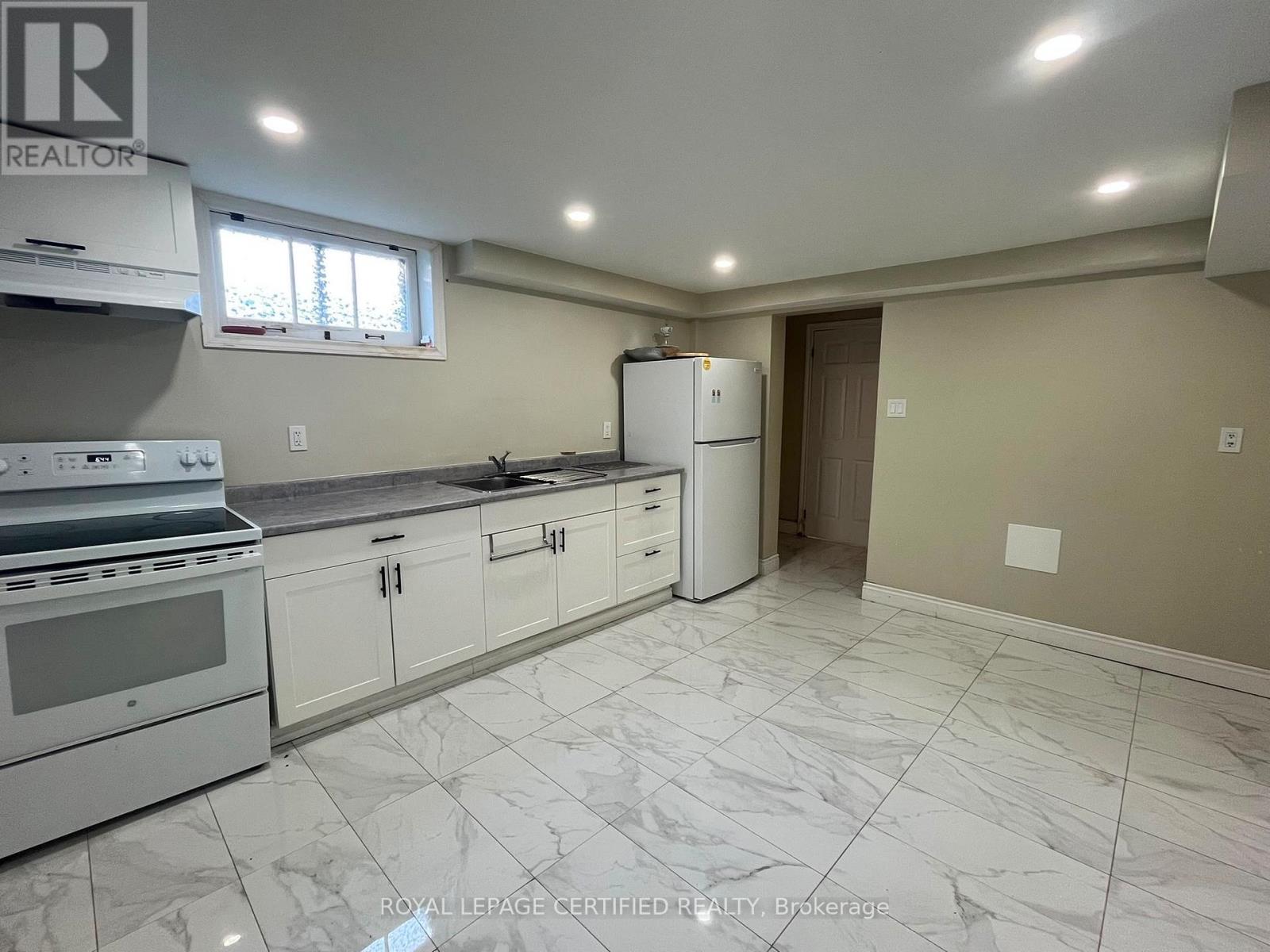 Bsmt - 848 Garth Street, Hamilton, Ontario  L9C 4K8 - Photo 5 - X13653388