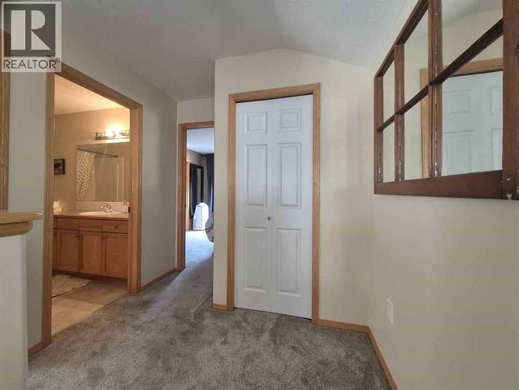 9 Destination Place, Olds, Alberta  T4H 1X8 - Photo 22 - A2335608