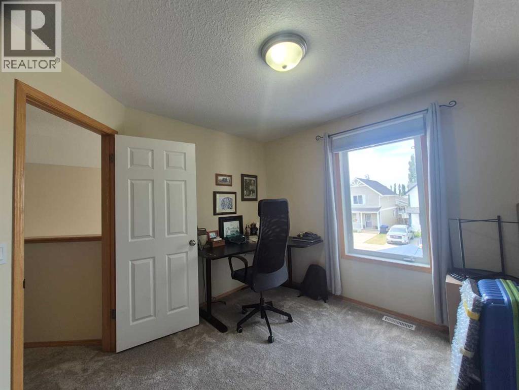9 Destination Place, Olds, Alberta  T4H 1X8 - Photo 26 - A2335608