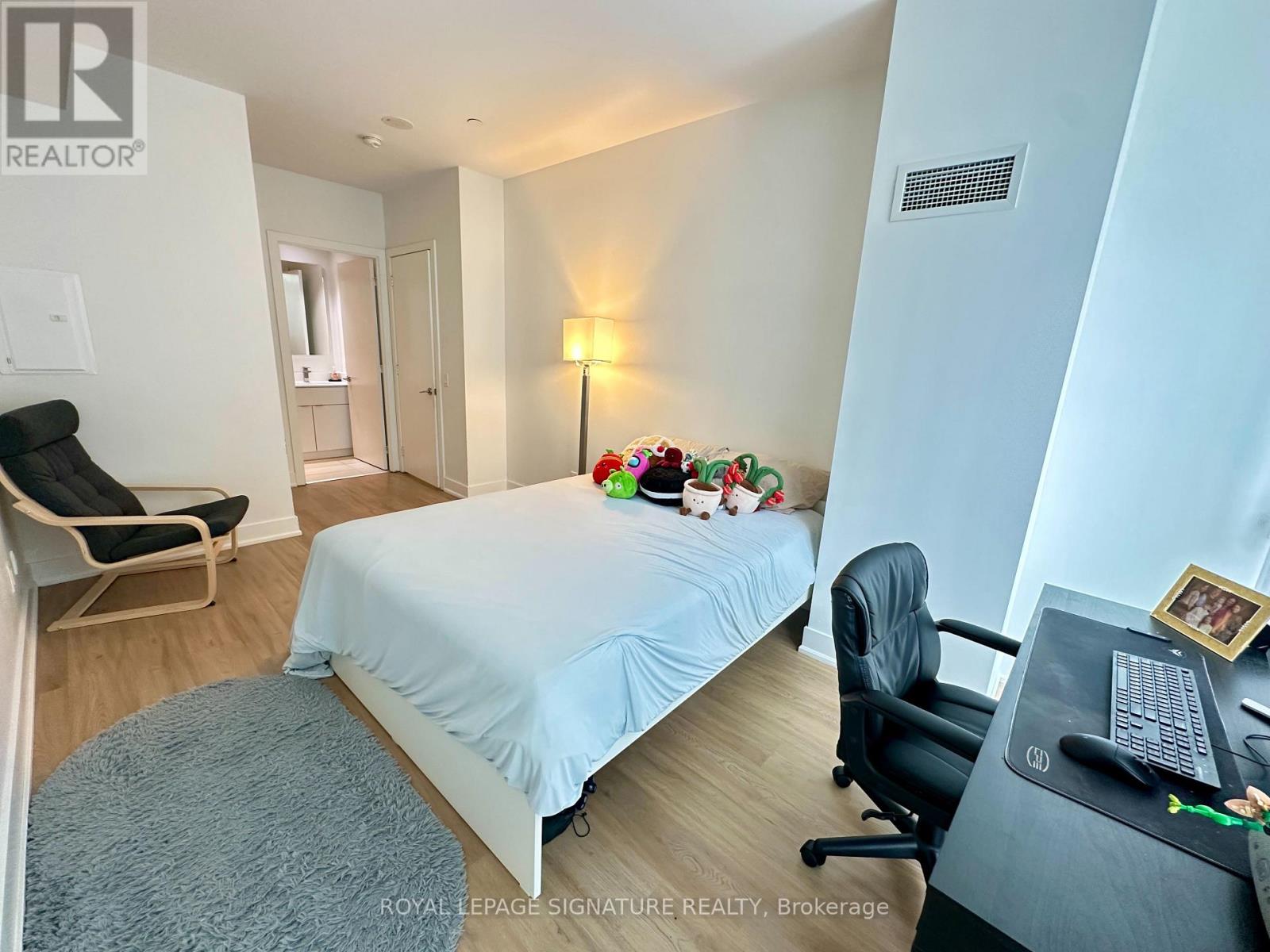 702 - 7 Grenville Street, Toronto, Ontario  M4Y 0E9 - Photo 25 - C13533046