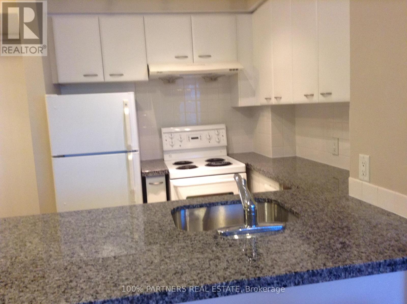 912 - 36 Lee Centre Drive, Toronto, Ontario  M1H 3K2 - Photo 4 - E13411730