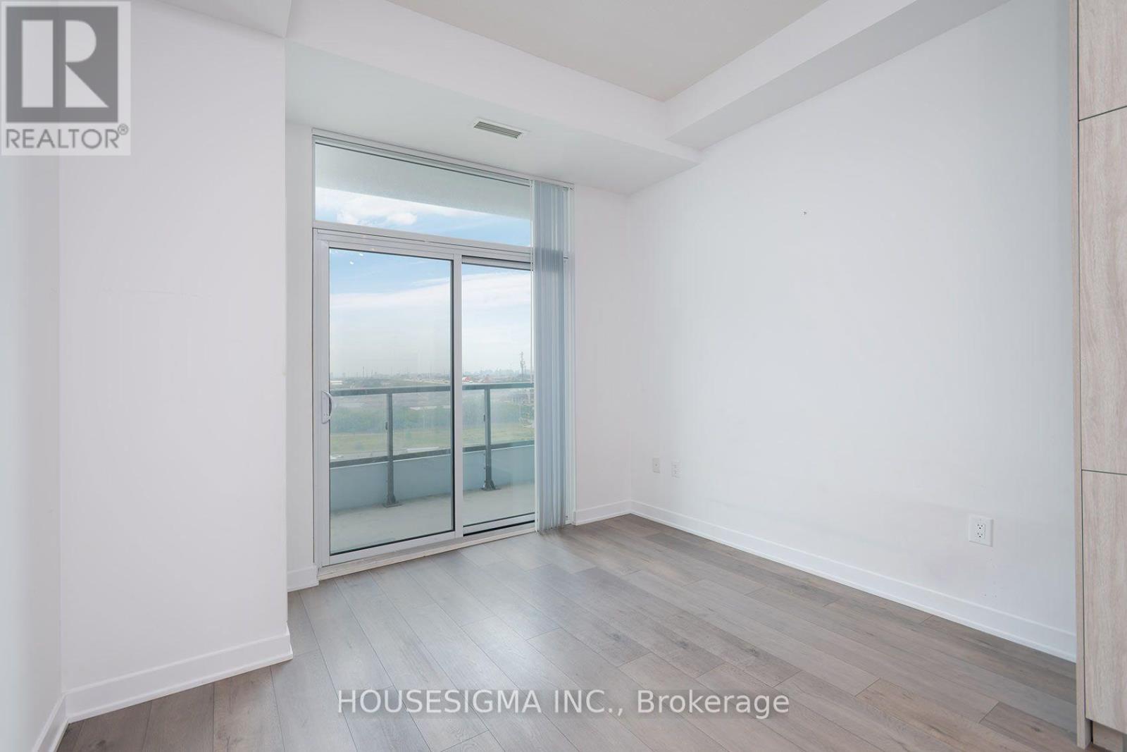 1011 - 60 Honeycrisp Crescent, Vaughan, Ontario  L4K 0N5 - Photo 14 - N13587774