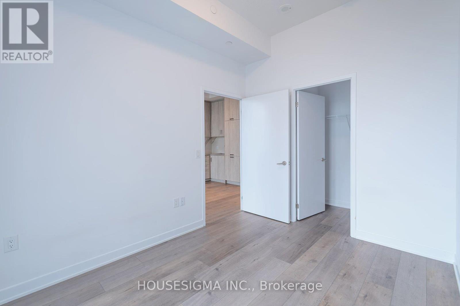 1011 - 60 Honeycrisp Crescent, Vaughan, Ontario  L4K 0N5 - Photo 19 - N13587774