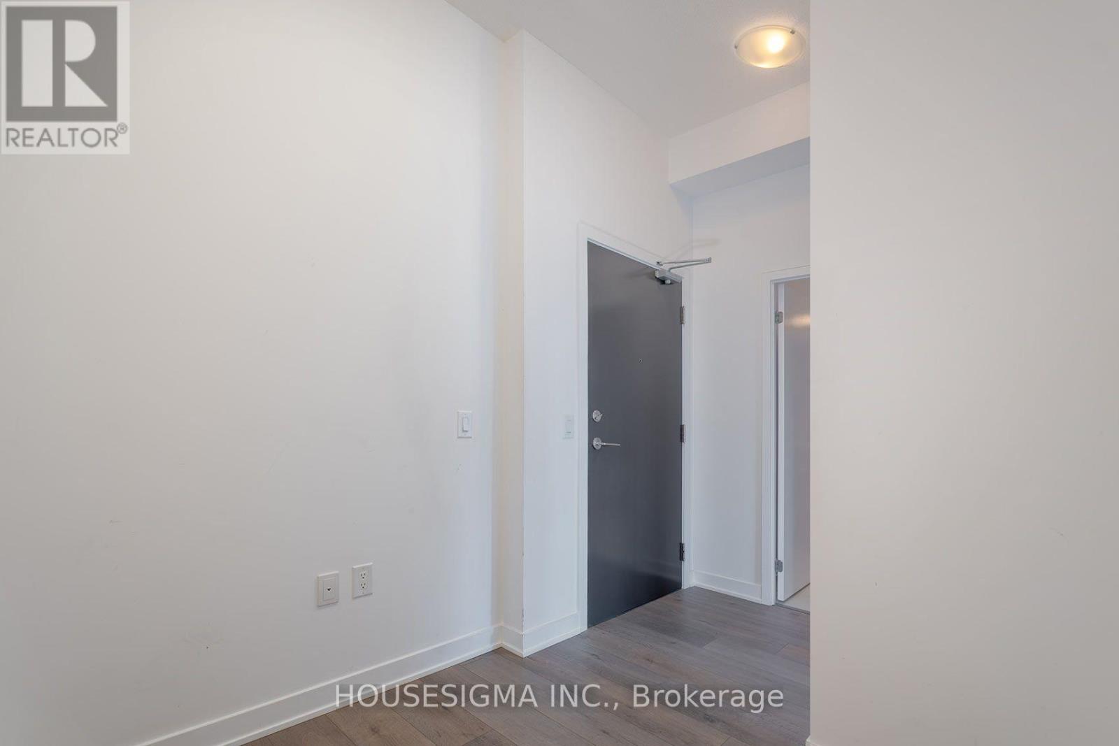 1011 - 60 Honeycrisp Crescent, Vaughan, Ontario  L4K 0N5 - Photo 18 - N13587774