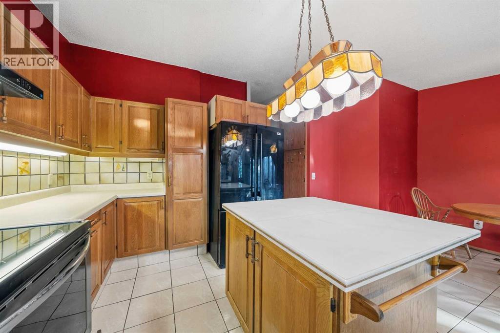 15 Glenview Drive SW, Calgary, Alberta  T3E 4H4 - Photo 12 - A2334619