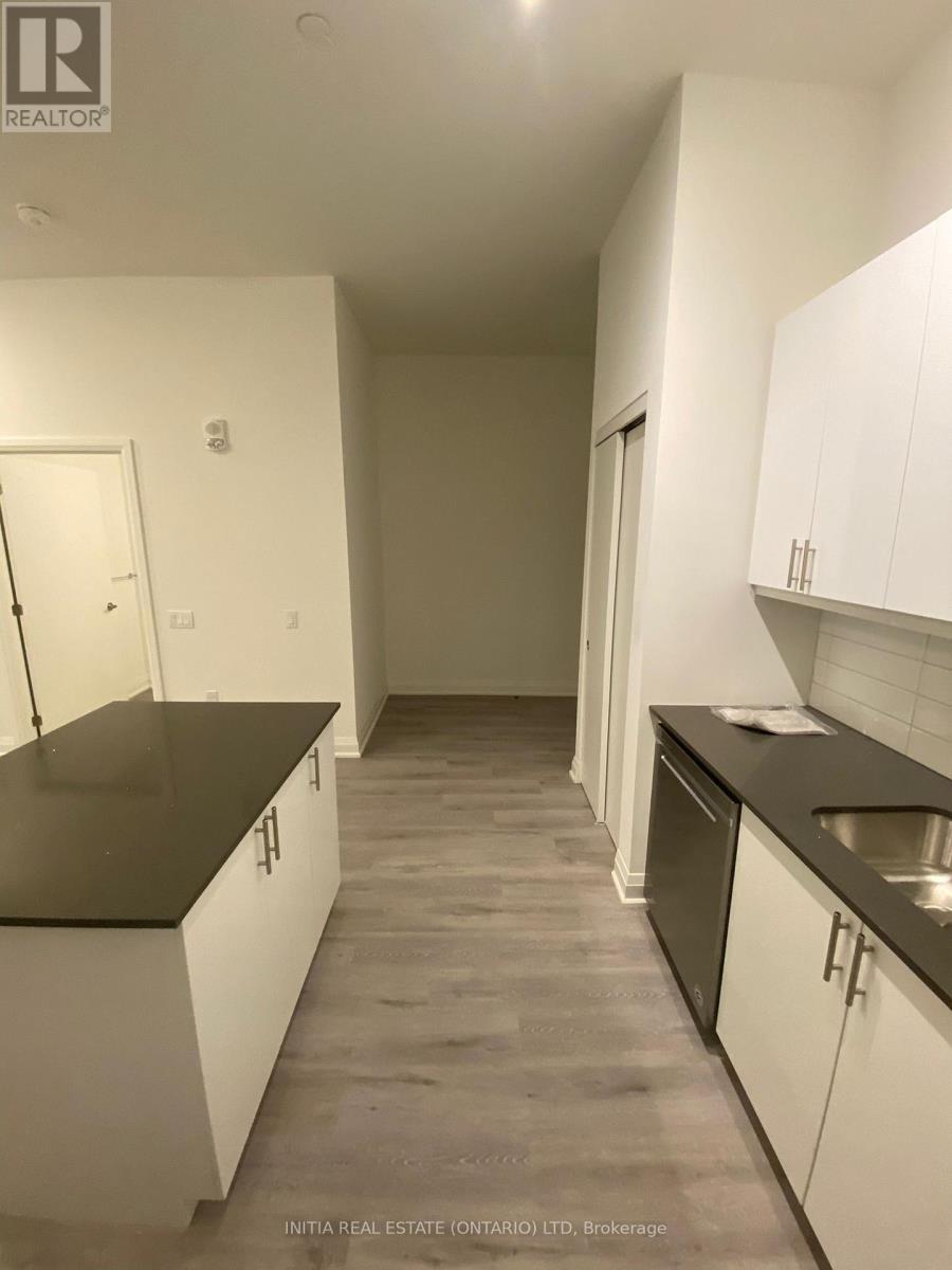 110 - 58 Lakeside (Shared-Kitchen) Terrace, Barrie (Little Lake), Ontario  L4M 7B9 - Photo 14 - S13653422