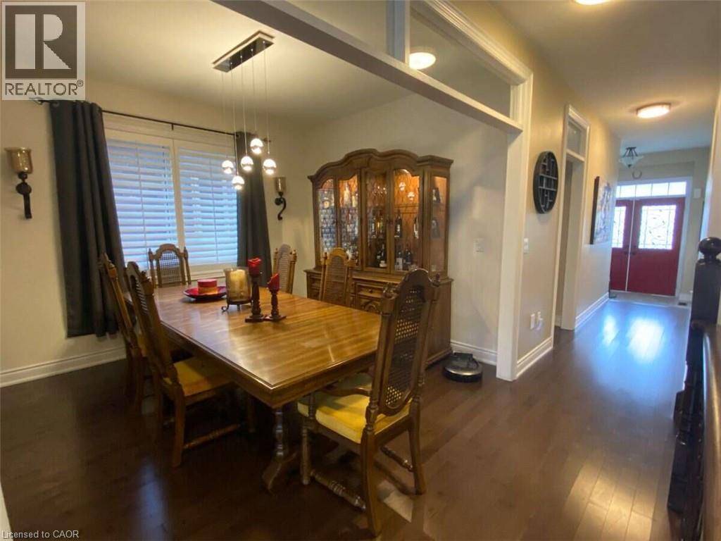 83 Strachan Trail, Beeton, Ontario  L0G 1A0 - Photo 4 - 40853519