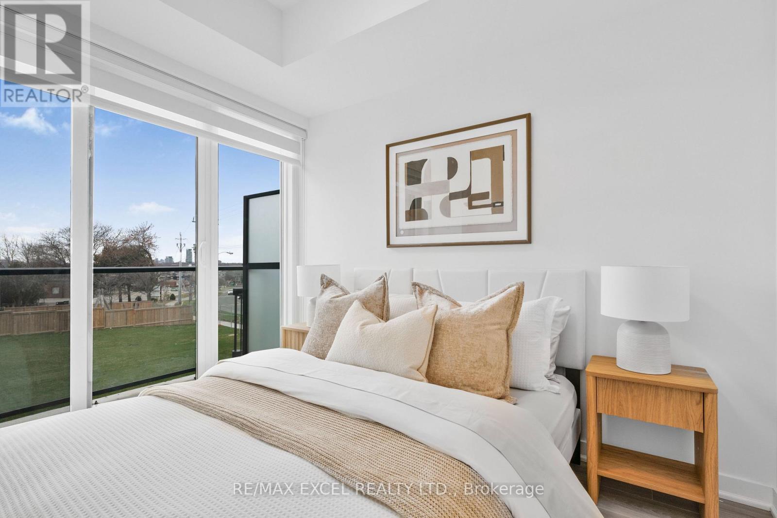 Th 22 - 75 Curlew Drive, Toronto, Ontario  M3A 0A9 - Photo 8 - C13653410