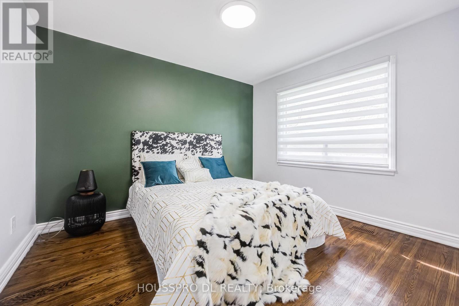 49 Bowerbank Drive, Toronto, Ontario  M2M 1Z9 - Photo 25 - C13653414