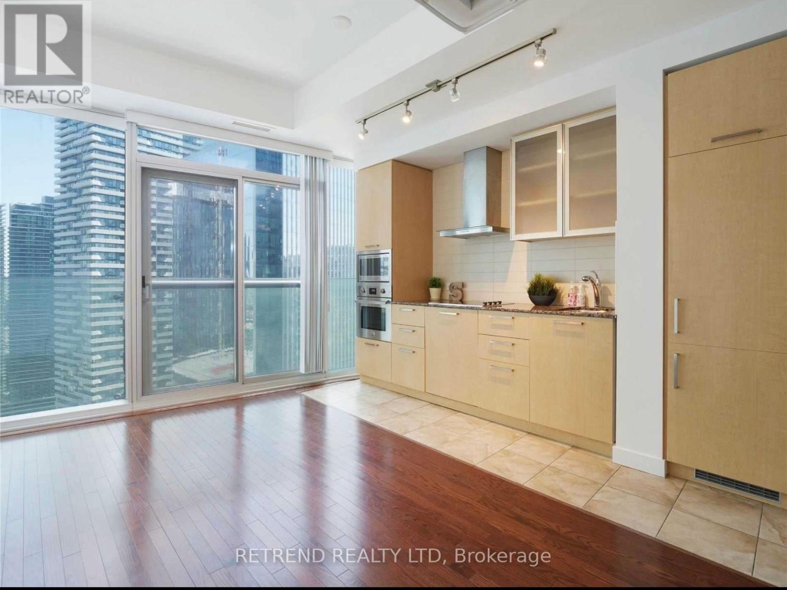 3101 - 12 York Street, Toronto, Ontario  M5J 0A9 - Photo 3 - C13653452
