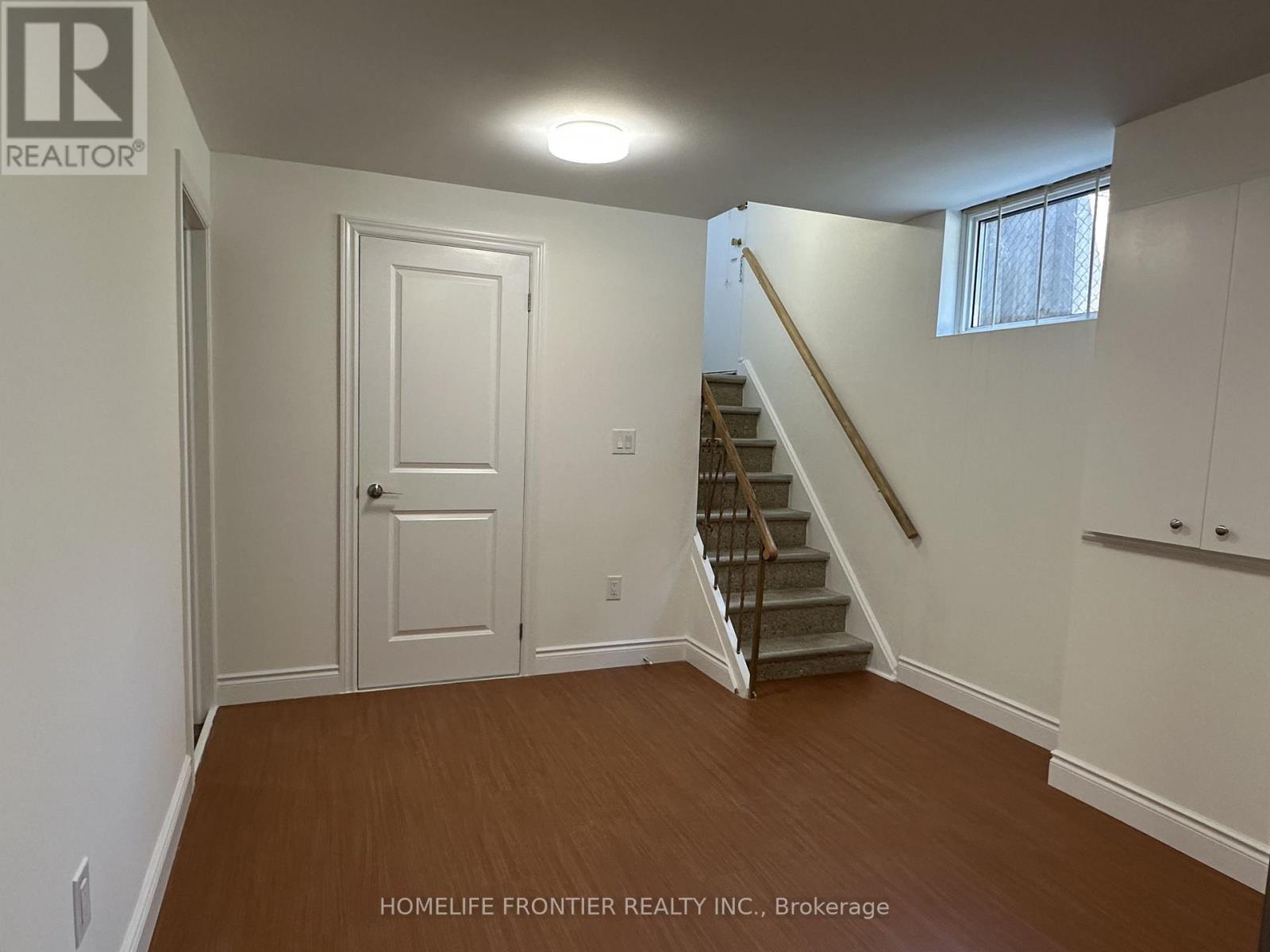 A - 11 Alpaca Drive, Toronto, Ontario M1J 2Z8 - Photo 4 - E13653404