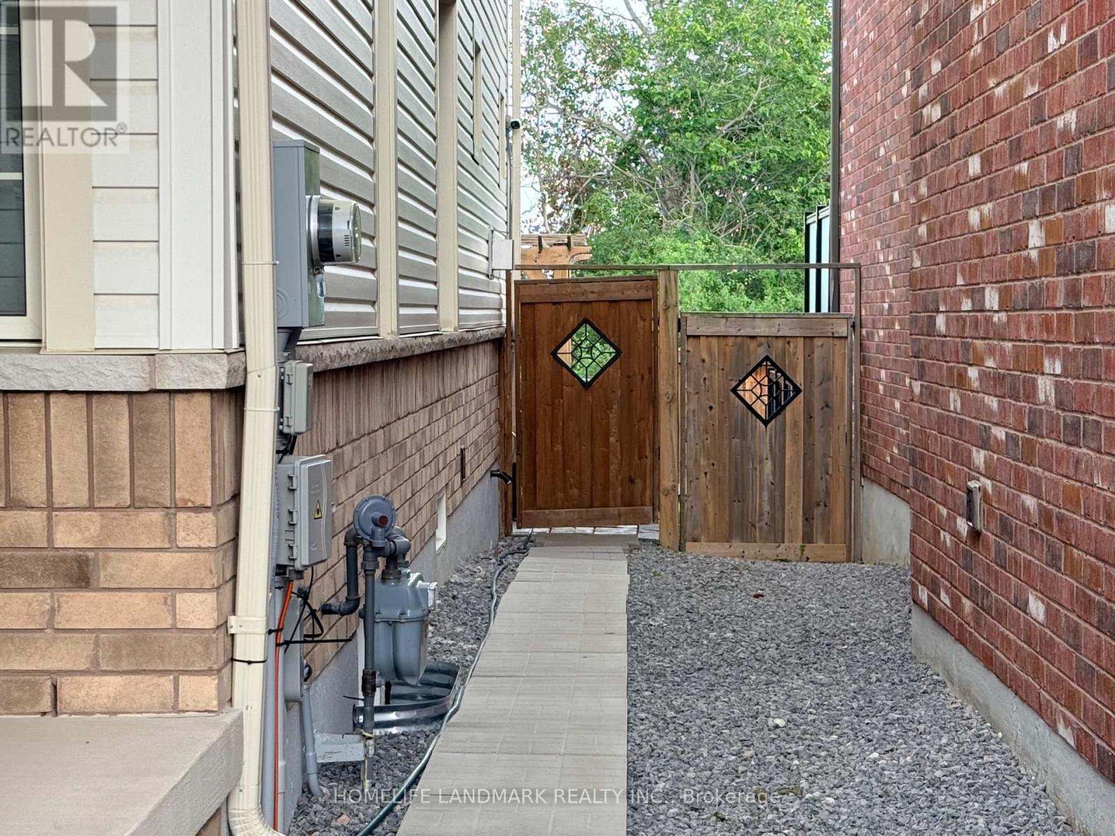 2313 SECRETO DRIVE, Oshawa, Ontario