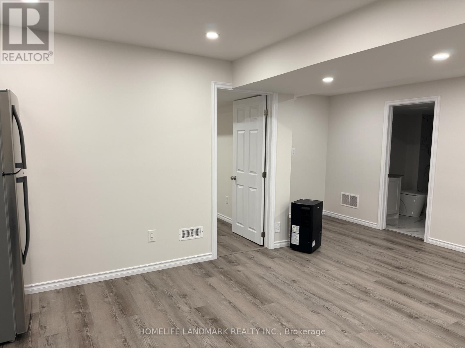 2313 Secreto Drive, Oshawa, Ontario  L1H 7K4 - Photo 11 - E13653416