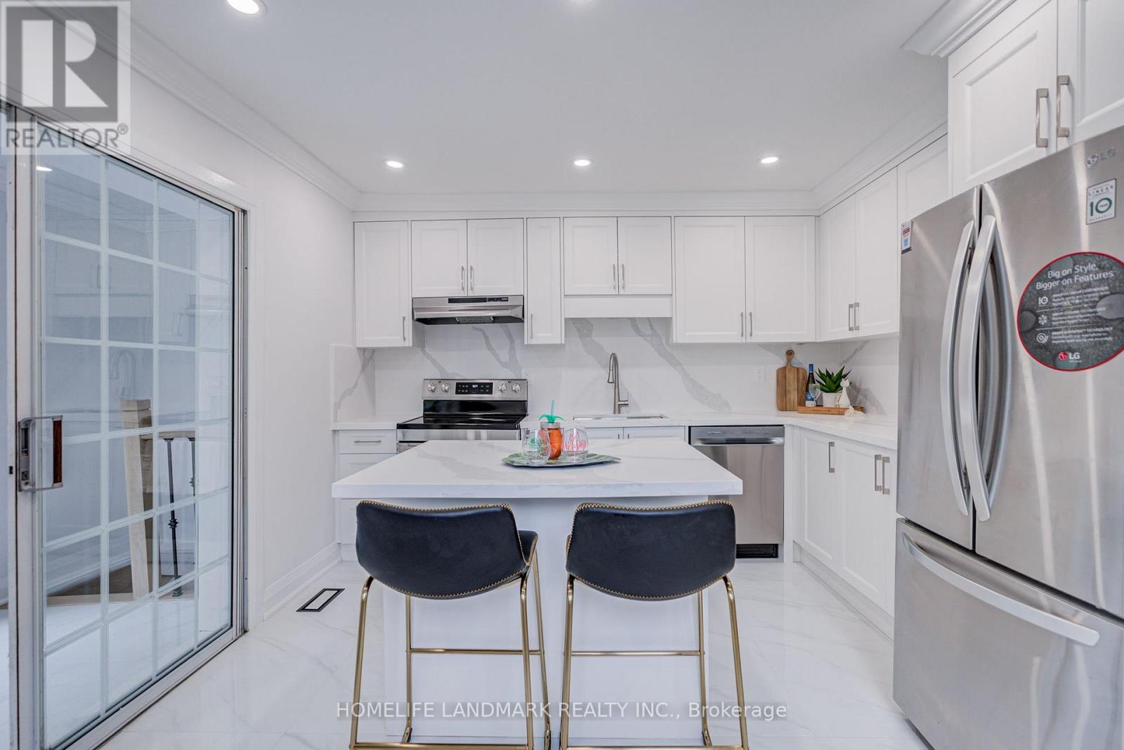 430 Pharmacy Avenue, Toronto, Ontario  M1L 3G6 - Photo 10 - E13653430