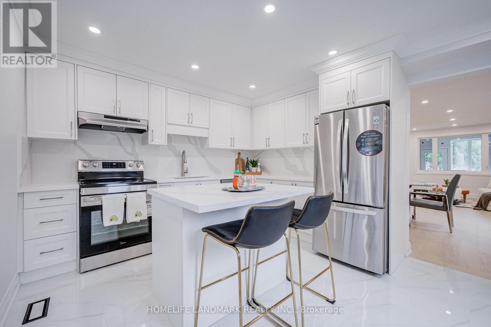 430 Pharmacy Avenue, Toronto, Ontario  M1L 3G6 - Photo 11 - E13653430