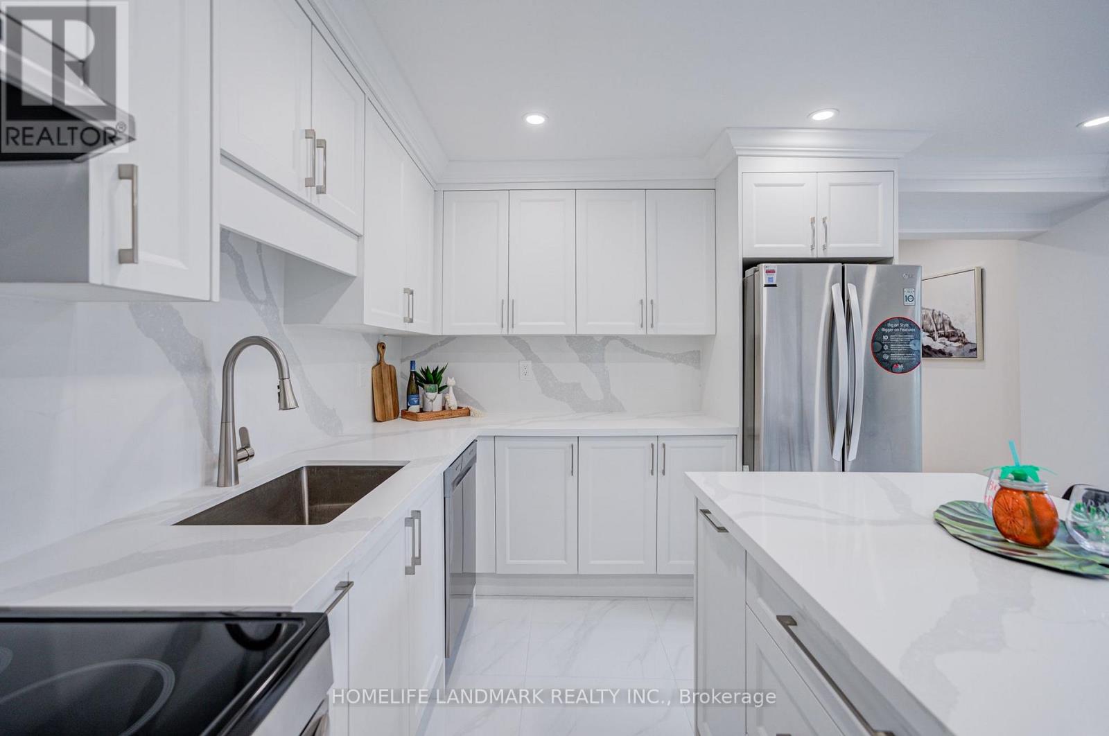 430 Pharmacy Avenue, Toronto, Ontario  M1L 3G6 - Photo 12 - E13653430