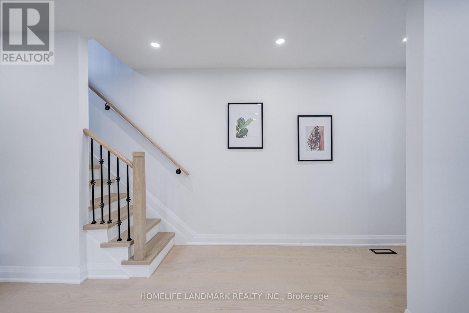 430 Pharmacy Avenue, Toronto, Ontario  M1L 3G6 - Photo 15 - E13653430